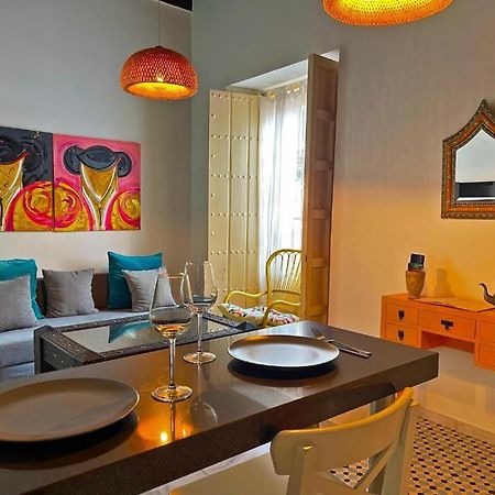 Apartamento Vitoria. Jerez de la Frontera Bagian luar foto