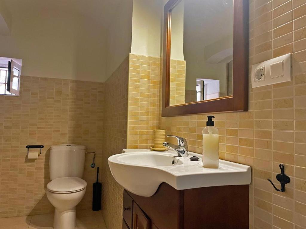 Apartamento Vitoria. Jerez de la Frontera Bagian luar foto