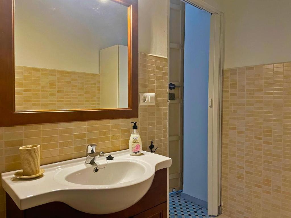 Apartamento Vitoria. Jerez de la Frontera Bagian luar foto