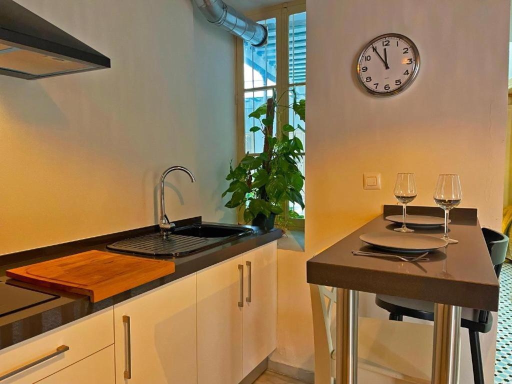 Apartamento Vitoria. Jerez de la Frontera Bagian luar foto